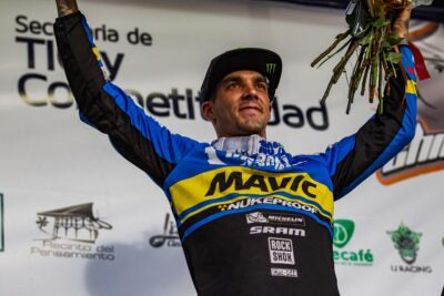 Sam Hill steals the show in Colombia