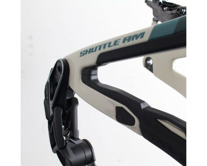 Pivot Shuttle AM 2023/24