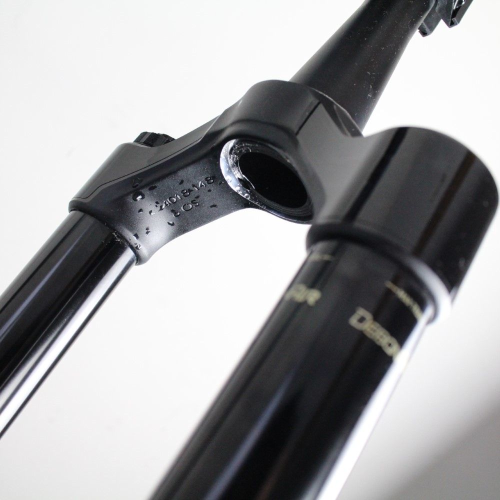 Rock Shox Zeb 27.5 Air Valve 2022-24 | Fork Protection Kit
